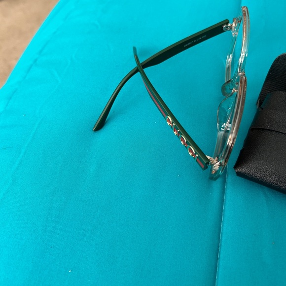 Fashion sunnies! Pink tint with red and green stripe on sides! - Picture 3 of 10